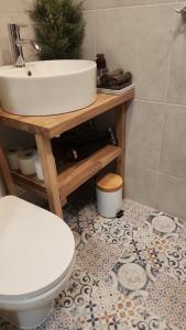 Elkonu street apartment