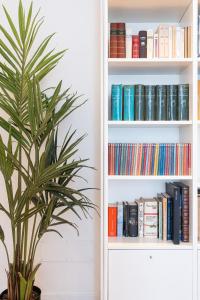 splendid one bedroom De Angeli 2nd fl - Mirable PM