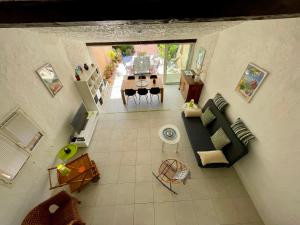 Provenzalisches Haus Les Lauriers Roses - Garten mit Meerblick und Gemeinschaftspool by Riviera HomeLife