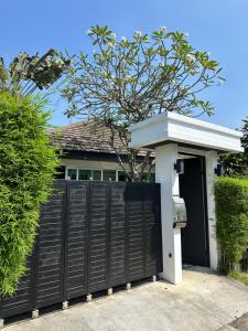 Relaxing 2BR Pool Villa I Smart TV I Fast Internet