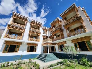 hunder residency - 3hvězdičkové hotely ve městě Hundar