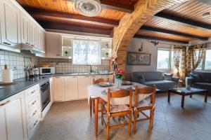 Popolaros Traditional House