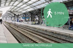 Appartements LE NID TROYEN I Gare I New & Cosy I Hyper Centre I RENT IMMO : photos des chambres