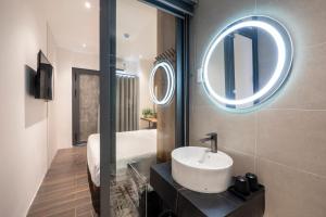 La Hotel Thoai Ngoc Hau