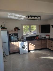 Maisons de vacances Villa avec piscine privee au calme : photos des chambres