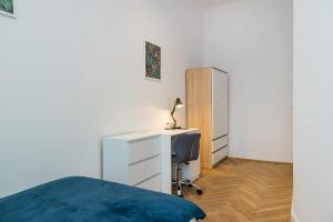 Mokotowska Apt 10 ROOMS SuperApart