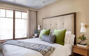 Luxury Ski-Inski-Out 1 Bedroom Residence In The Snowmass Base Village