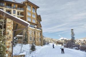 Luxury Ski-Inski-Out 1 Bedroom Residence In The Snowmass Base Village