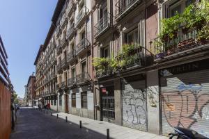 Apartment in Madrids downtown area, Bilbao Temporal MON333