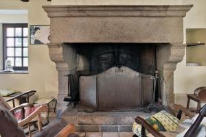 B&B / Chambres d'hotes Chambre 3-4 - 1 a 3 personnes - Maison d-Hotes - Les Gibouins : photos des chambres