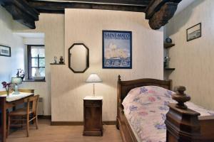 B&B / Chambres d'hotes Chambre 3-4 - 1 a 3 personnes - Maison d-Hotes - Les Gibouins : photos des chambres