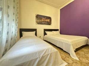 Venice Night 25 Via Milano