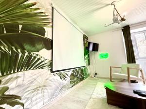 Balneo & Ciné - Jungle Touch - Direct Genève - Gare Bellegarde