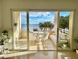 Private beachfront in Alicante