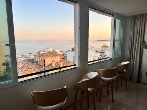 Stunning Marina Seaview Penthouse - Puerto Deportivo