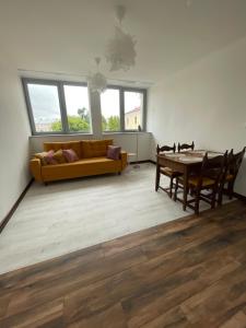 Apartament nad Żabką