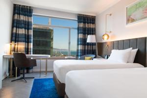 Executive Twin Room room in Hilton Diagonal Mar Barcelona