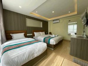 President Hotel Airport