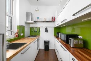 Gorgeous 2 Bed Apartment in North London