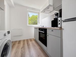 Appartements Carlin - Carl-Apartment2 - Professionel Familles WIFI parking : photos des chambres