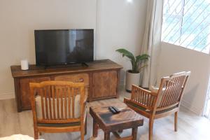 One on Old Main Unit 8