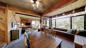 Nicely Remodeled 2 Bedroom Condo in Mammoth!