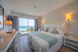 Superior Double Room with Lateral Sea View room in Hotel Playa Esperanza Resort - Affiliated by Melia