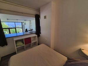 Appartements Au coeur du port de Saint-Mandrier, piscine, tennis, tout a pied : photos des chambres