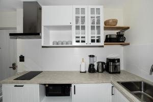 ME5 Halo 2-bedroom ВатСaп66935B2I976 вид на бассейн