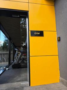 Modern one bedroom Suites