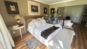 Artzys Garden View 1km to Olivedale Clinic