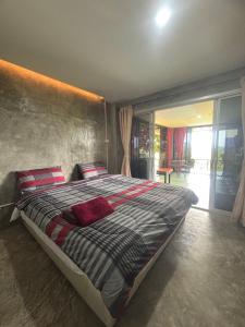 ลาดวานร รีสอร์ท สมุย Laadwaanorn Resort Samui