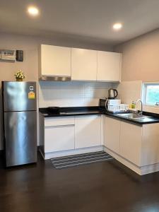 Comfortable 1-Bedroom Near Nimman #B402