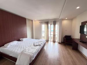 FARIS ROOMs