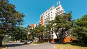 Seaside Apartments Baltica Tower with Gym, Sauna & Parking
