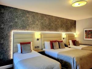 Family Room room in Mill Park Hotel