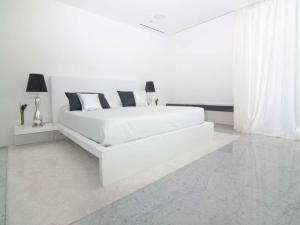 Phenomenal Algarve Villa Villa Flowerscape 4 Bedrooms Steam Room & Home
