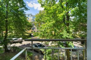 Modern Apartment Poznań Jaworowa Perfect for Remote Work by Noclegi Renters