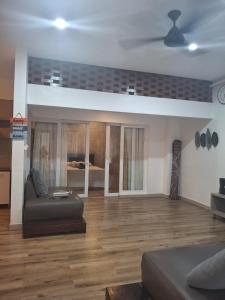 Queen Villa Jimbaran by Novita