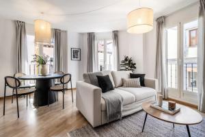 Bowie - 1 bedroom pool in Chueca - 3-звездочные отели в городе Мадрид
