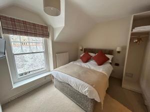 Community Owned Gwesty Owain Glyndwr Hotel