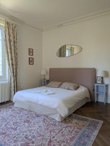 Chambre dhôte - petit château à la campagne