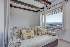 Apartment Smode With Bayview - Happy Rentals