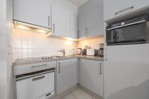 Volledig gerenoveerd 2 slaapkamer appartement in Westende-Bad, 250 m van het strand