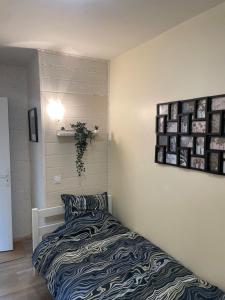 Maisons de vacances La Villa d-Elisa : Appartement 2 Chambres