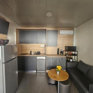 FM mobile - Oaza mira, Drage