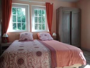 Maisons de vacances Gite 2ch 2sdb Piscine 20min plages : photos des chambres