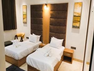 HOTEL MID-TOWN In Aligarh UP