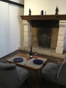Appartements Historical center, typical Normandy-s style apartment with balcony : photos des chambres