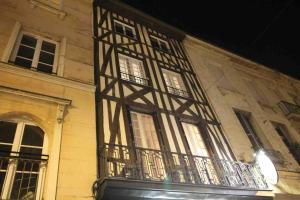 Appartements Historical center, typical Normandy-s style apartment with balcony : photos des chambres